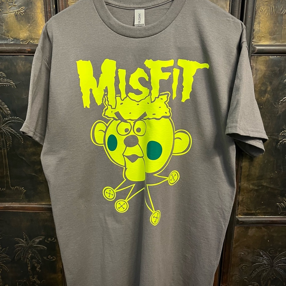 Island of Misfit Toys Charlie in the Box Tee